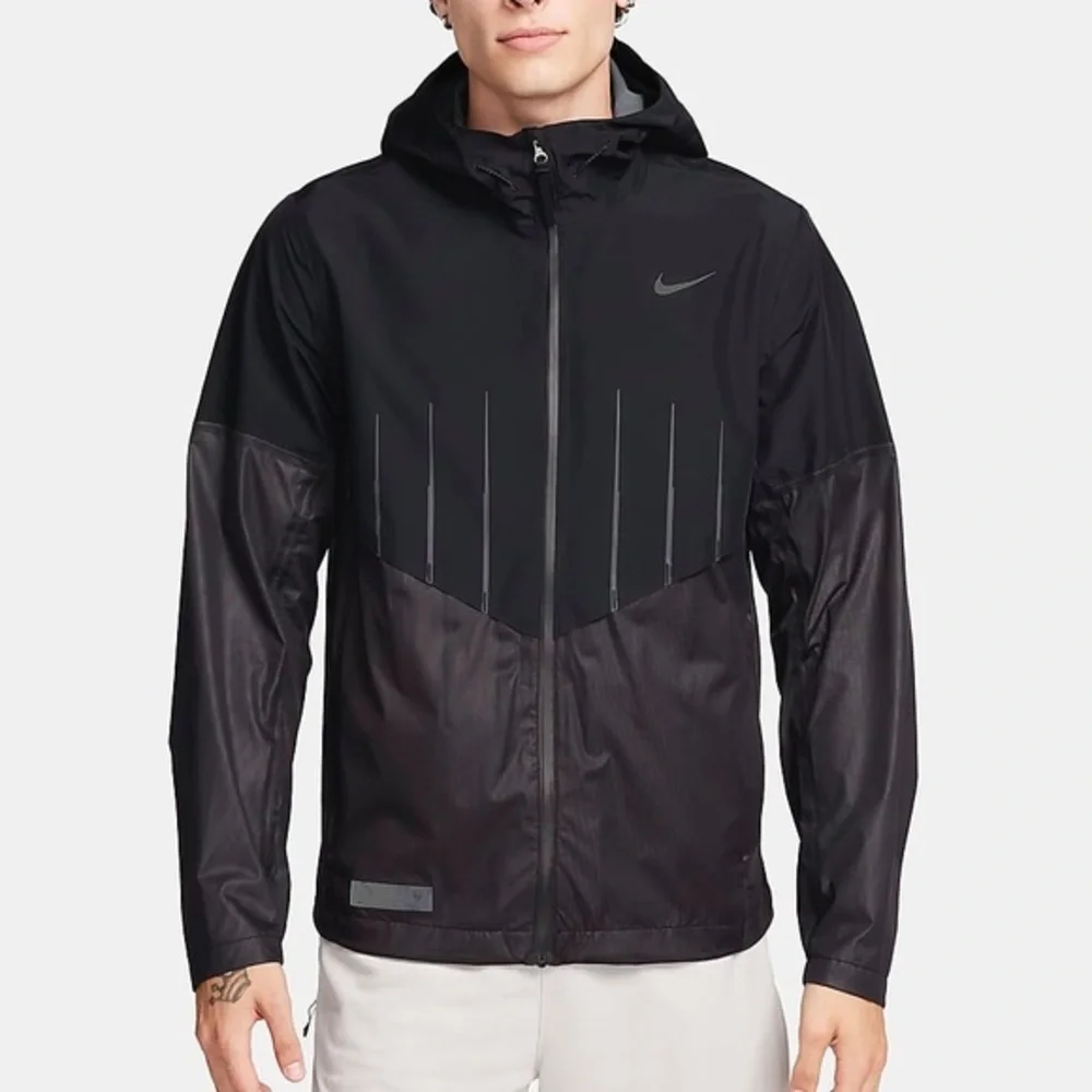 ❗️ NWT Nike Running Division Aerogami Men's Storm-FIT ADV Running Jacket❗️sz L